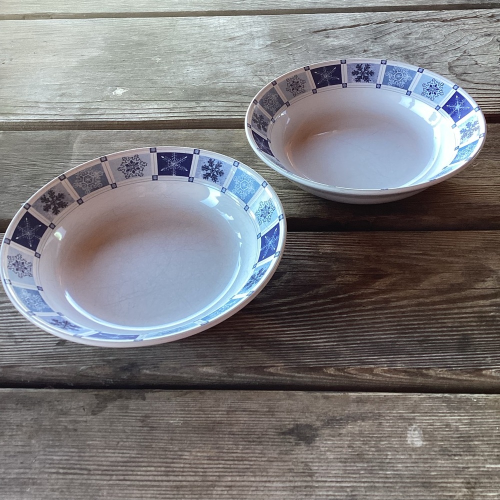 Sakura Winter Frost Stoneware Rimmed Soup Bowls - set of 2